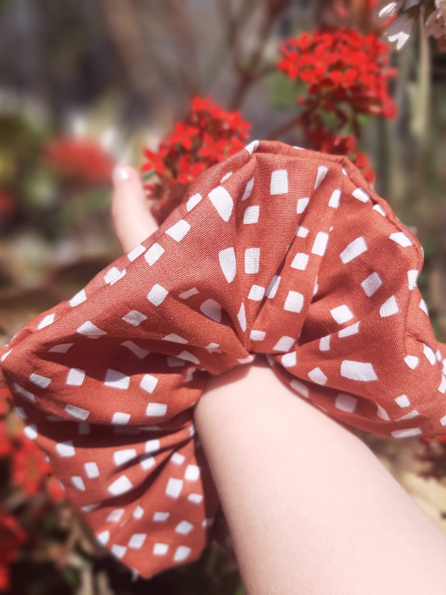 Cat's Paw & Dots Scrunchies (ΧL)